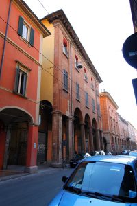 Palazzo Bugami, Strada San Felice 63 (via San Felice 20).