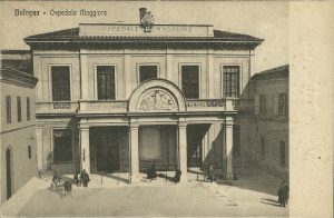 Ospedale Maggiore, nato durante il periodo del governo napoleonico dalla soppressione degli antichi ospedali e delle arciconfraternite della Vita e della Morte.
