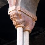 7 chiese di S.Stefano: chiostro romanico. Capitello