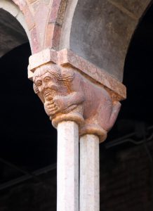 Capitello