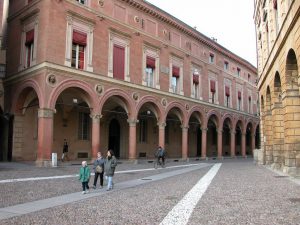 Strada Santo Stefano 77 e 78 (Via Santo Stefano 9 e 11)