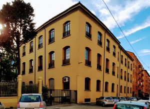 Qui era il teatro dell'Accademia del Porto, successivamente l'edificio divenne lanificio.