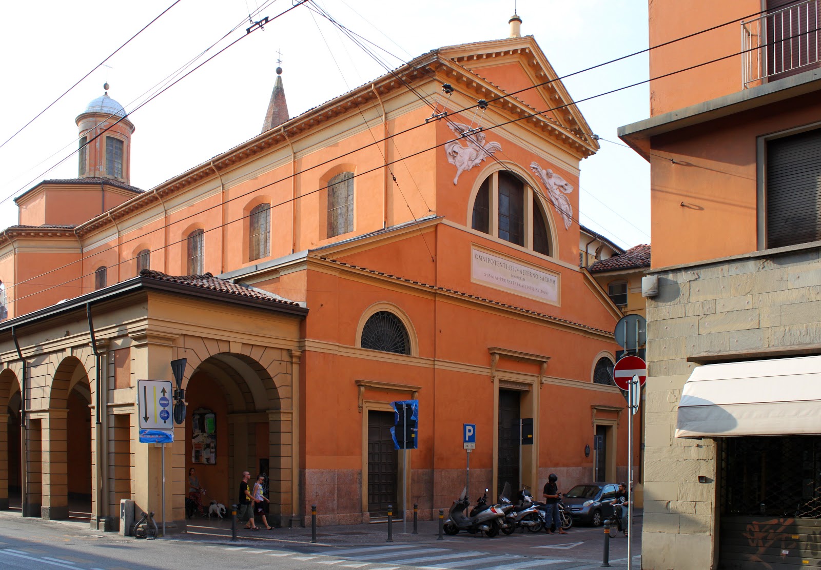 Via de Marchi 31 (N.803) – Chiesa parrocchiale di Sant’ Isaia e Canonica