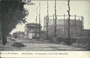 Il Gazometro fuori Porta Mascarella