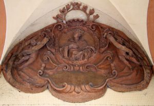 Arco 183: altorilievo con San Nicola da Tolentino
