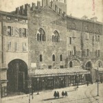 Palazzo Re Enzo - fronte