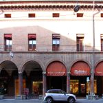 Palazzo Scarani, Strada San Felice 110 (Via San Felice 31) Palazzo Scarani