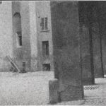 Antico Trebbo o Trivio di Santa Maria dell'Aposa. - In fondo a sinistra il voltone di S. Simone; a destra, sotto il portico, l'altro voltone che mette in piazza S. Martino su cui sorgeva il ponte citato.