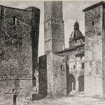 Il gruppo di torri Artenisi, Guidozagni e Riccadonna, dopo la demolizione del gruppo di case che comportò la sparizione della via Zibonarie. La prima torre a sinistra è la torre Artenisi. Zibonerie la costeggiava sulla sinistra e congiungeva Caprarie con il Mercato di Mezzo. Da cartolina dell'epoca