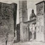 Il gruppo di torri Artenisi, Guidozagni e Riccadonna, dopo la demolizione del gruppo di case che comportò la sparizione della via Zibonarie. La prima torre a sinistra è la torre Artenisi. Zibonerie la costeggiava sulla sinistra e congiungeva Caprarie con il Mercato di Mezzo. Da cartolina dell'epoca