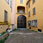 Voltone Spada sul lato di via San Simone