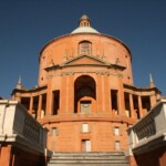 Fronte della basilica della Beata Vergine di San Luca