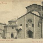 Il gruppo stefaniano dopo i restauri che rimisero in vista le chiese del Santo Sepolcro e dei Santi Vitale ed Agricola. A destra della chiesa del Crocifisso c'è ancora un edificio che oggi non c'è più.