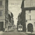 Via delle Lame vista dal Ponte delle Lame. A sinistra si intravede la faccia della chiesa di Santa Maria della Visitazione conosciuta meglio come "Madonna delle Lame".